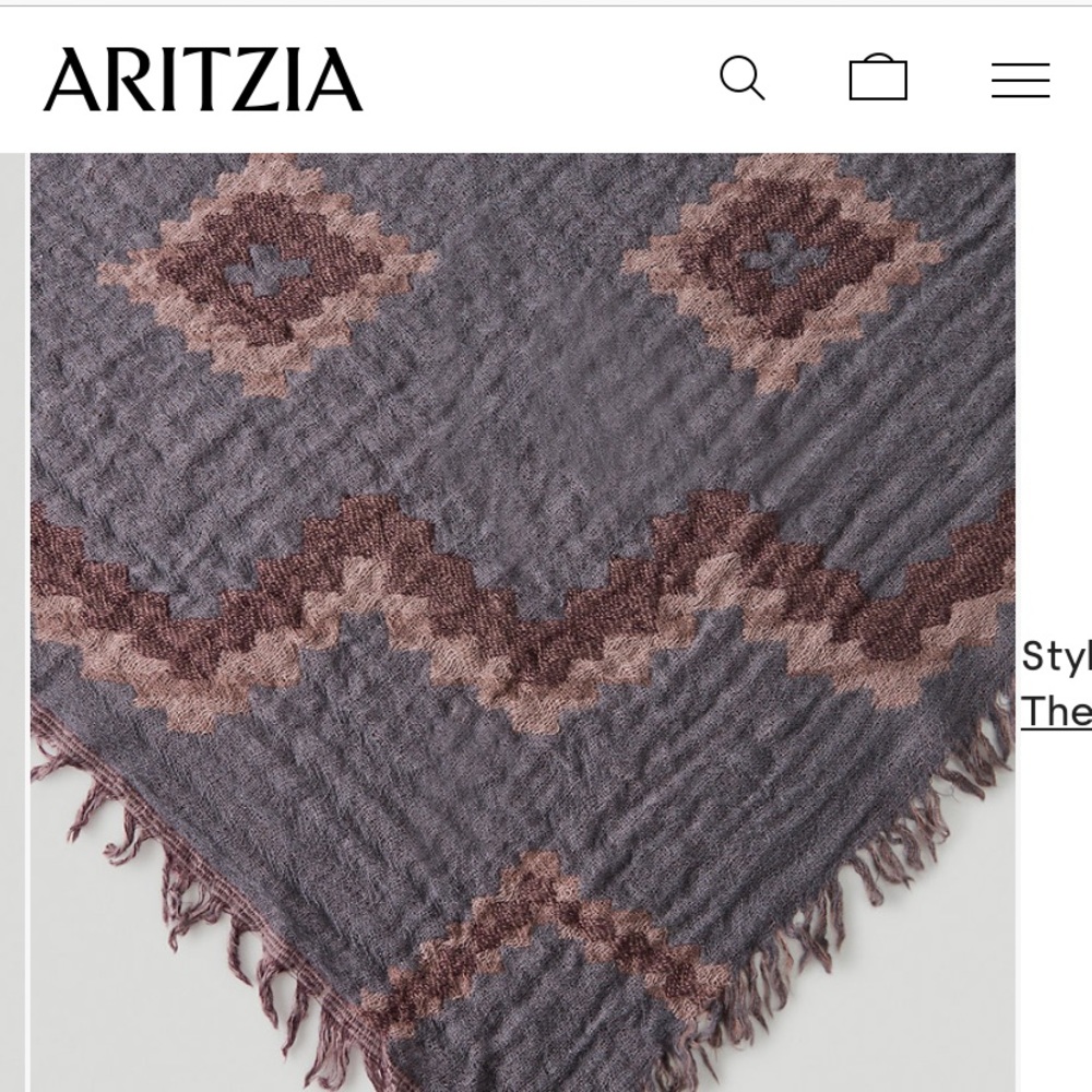Aritzia diamond scarf